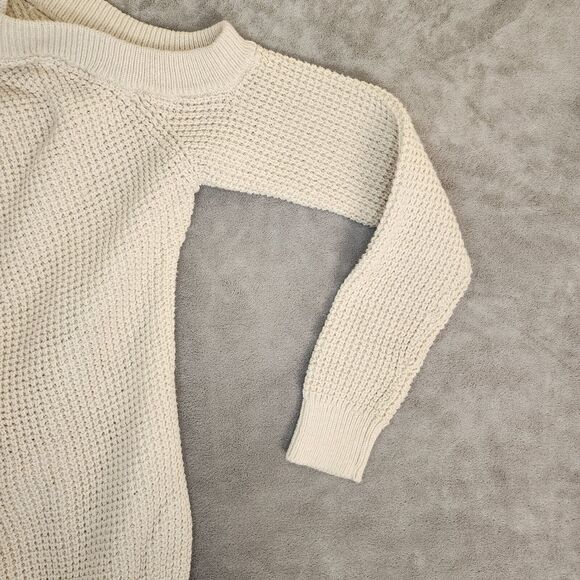Guess Women's Ivory Cream Cold Shoulder Pullover Sweater Size Small Stylish - Picture 3 of 11